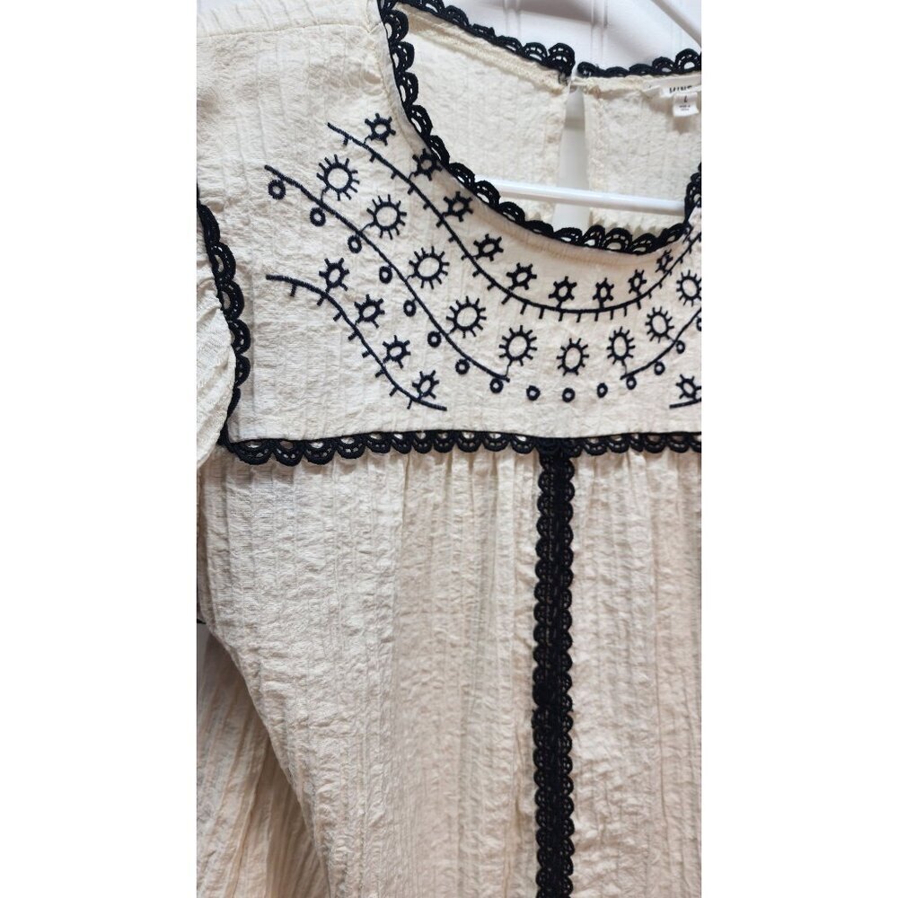Vintage-Inspired Cream & Black Embroidered Ruffle Sleeve Blouse By Mine - Picture 4 of 16